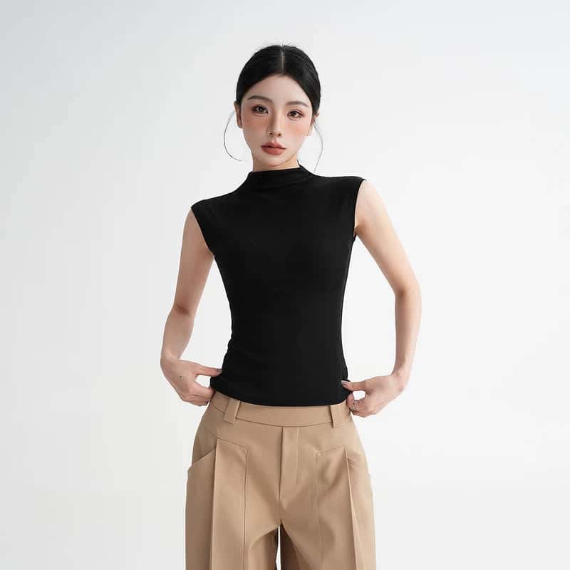 Tanktop im Slim Fit mit hohem Halsausschnitt (Ärmellos)