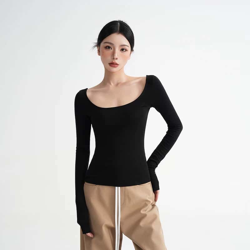 Slim Fit Scoop Neck Long Sleeve Top