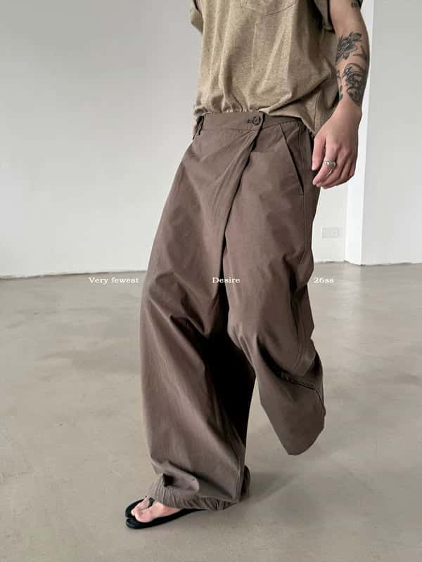 Pantaloni culotte scomposti wide-leg